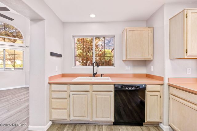 1529 E Ram Canyon Drive, Tucson, AZ 85737