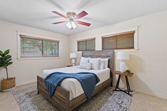 7605 Meadowview LN, Austin, TX 78752