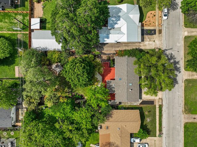 7605 Meadowview LN, Austin, TX 78752