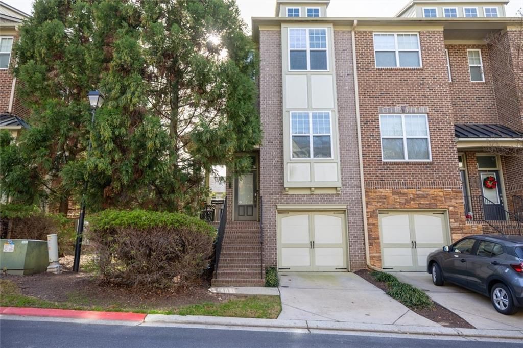 2028 Cobblestone NE Circle, Atlanta, GA 30319