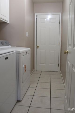 5205 Coxwold Abbey Court, Bakersfield, CA 93307