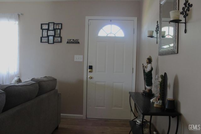5205 Coxwold Abbey Court, Bakersfield, CA 93307