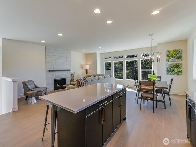 11624 42nd Avenue S, Tukwila, WA 98168