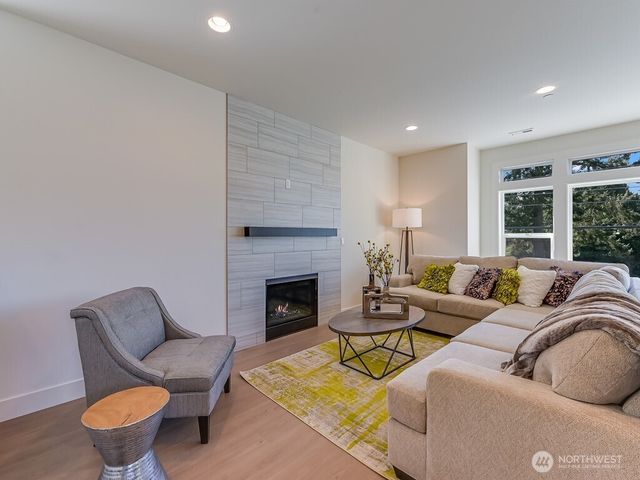 11624 42nd Avenue S, Tukwila, WA 98168