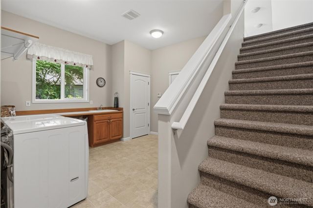 7445 McCormick Woods Drive SW, Port Orchard, WA 98367