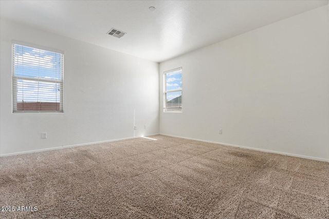 29185 N STAR SAPPHIRE Lane, San Tan Valley, AZ 85143