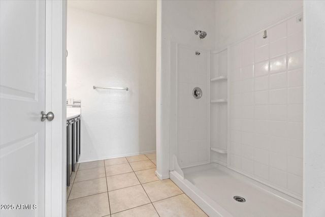 29185 N STAR SAPPHIRE Lane, San Tan Valley, AZ 85143