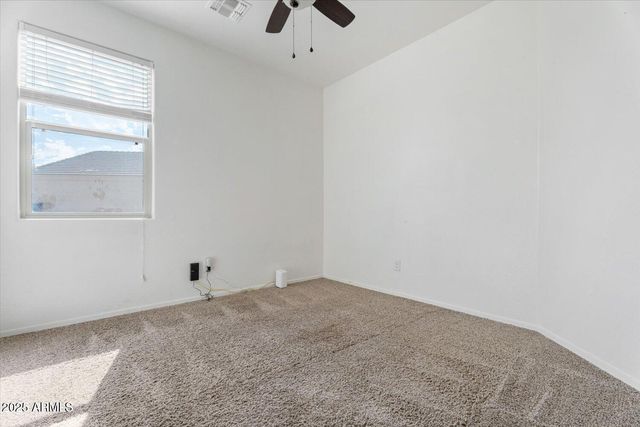 29185 N STAR SAPPHIRE Lane, San Tan Valley, AZ 85143