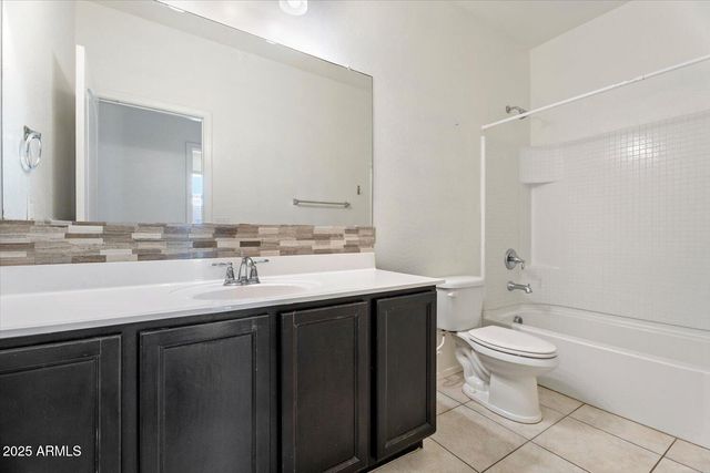 29185 N STAR SAPPHIRE Lane, San Tan Valley, AZ 85143