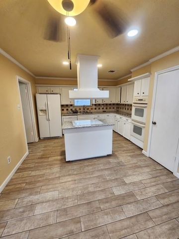 9614 Halkirk Street, Spring, TX 77379