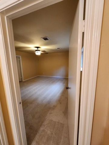 9614 Halkirk Street, Spring, TX 77379