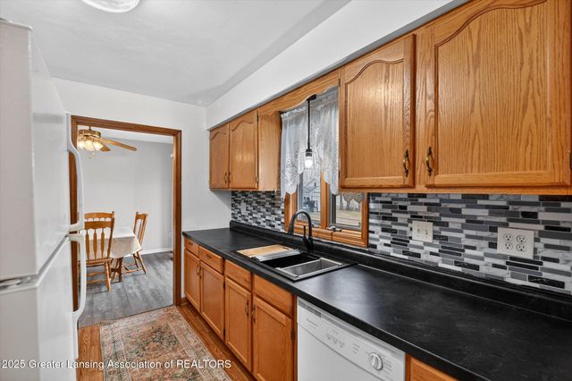 219 Lamson Street, Grand Ledge, MI 48837