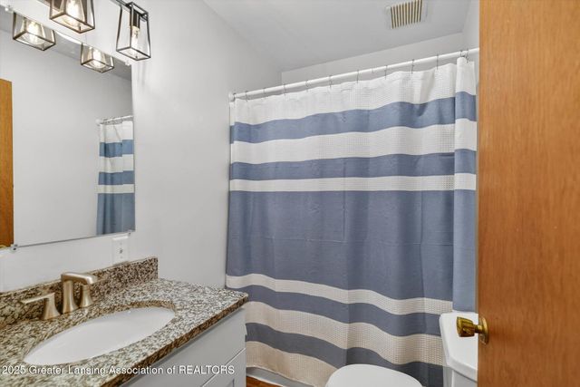 219 Lamson Street, Grand Ledge, MI 48837