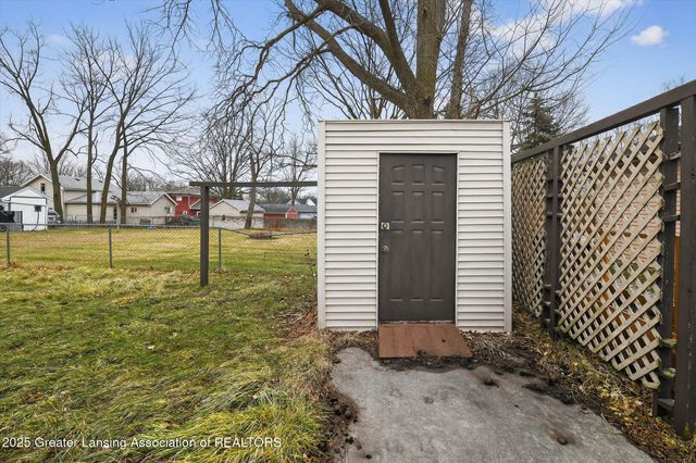 219 Lamson Street, Grand Ledge, MI 48837