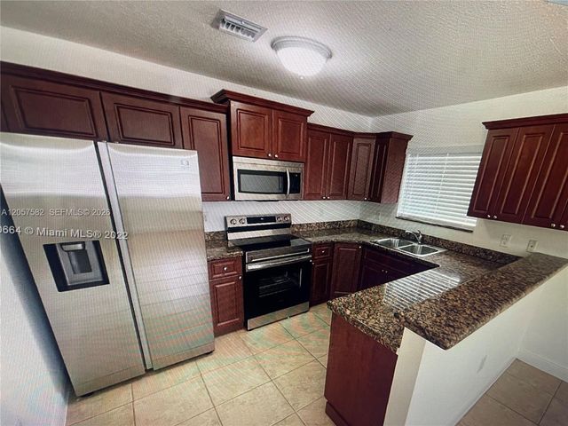 5881 NW 32nd Ave 5881, Miami, FL 33142