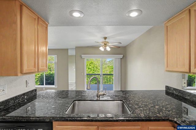 2345 Crestview Dr S, Salem, OR 97302