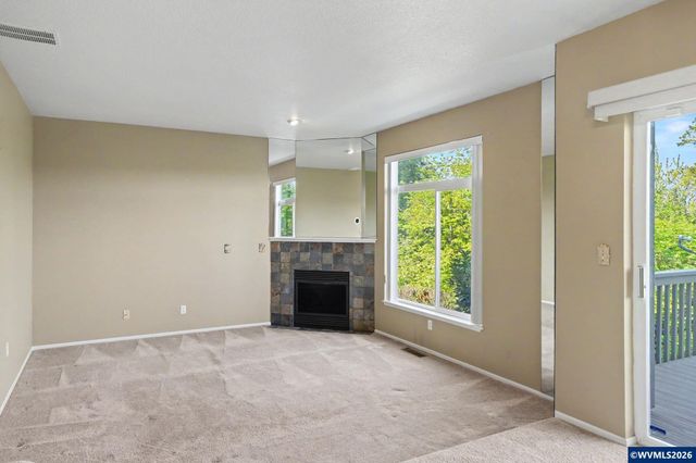 2345 Crestview Dr S, Salem, OR 97302