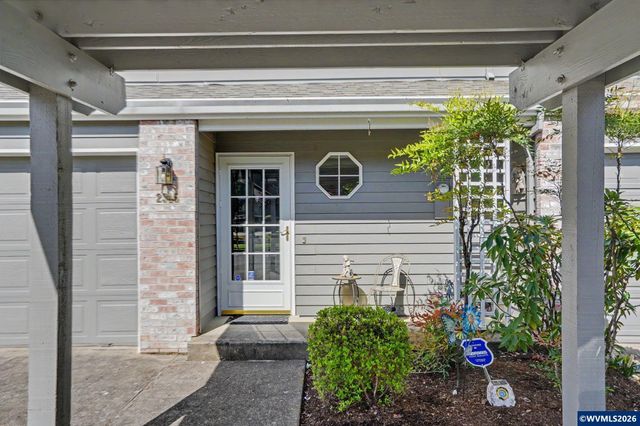 2345 Crestview Dr S, Salem, OR 97302