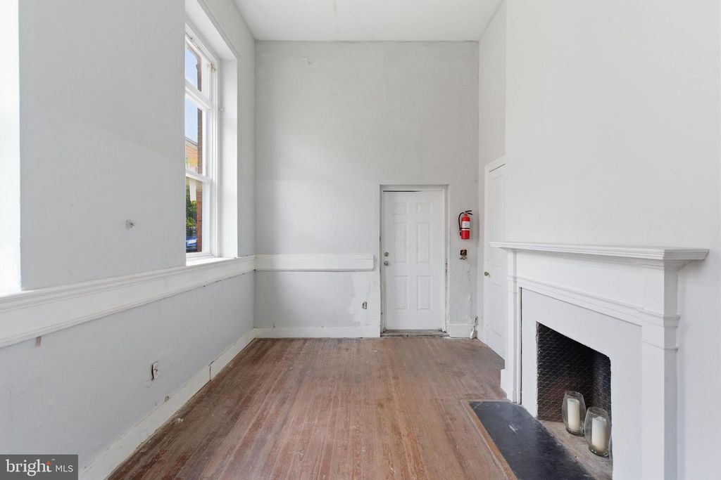 Image 20 of property listing at 1401 LIGHT ST, Baltimore, MD 21230