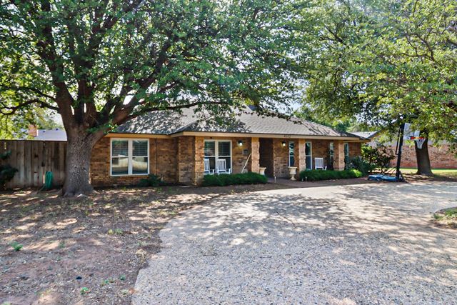 4502 Parkhurst Dr, Midland, TX 79707