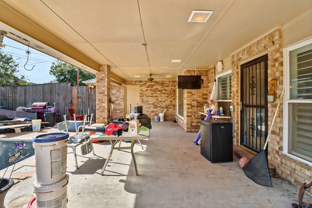 4502 Parkhurst Dr, Midland, TX 79707