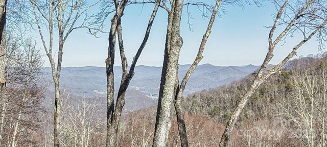 102 Iga Trail, Maggie Valley, NC 28751