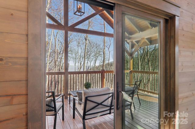 102 Iga Trail, Maggie Valley, NC 28751