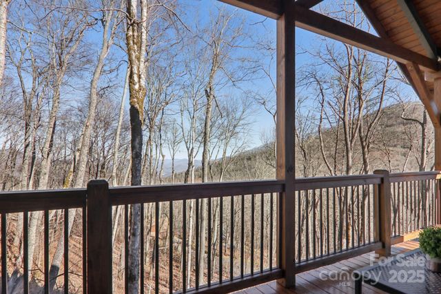 102 Iga Trail, Maggie Valley, NC 28751