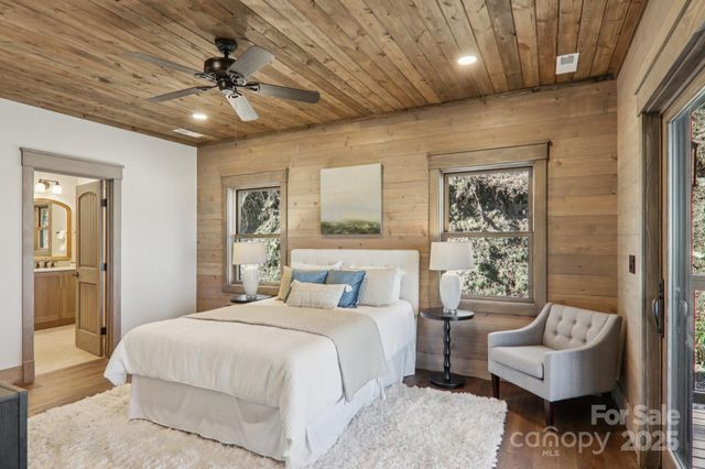 102 Iga Trail, Maggie Valley, NC 28751