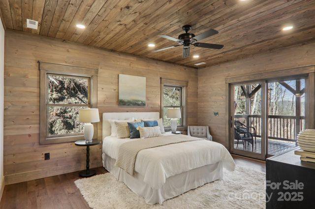 102 Iga Trail, Maggie Valley, NC 28751