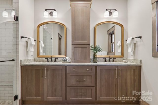 102 Iga Trail, Maggie Valley, NC 28751