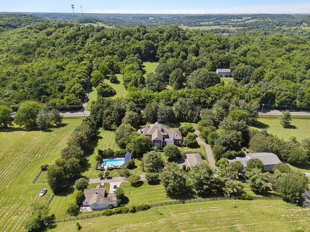 4750 Columbia Pike, Thompsons Station, TN 37179