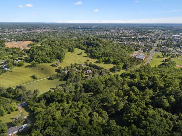 4750 Columbia Pike, Thompsons Station, TN 37179