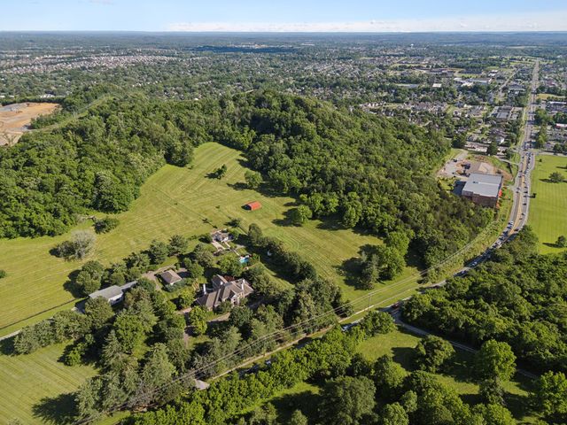 4750 Columbia Pike, Thompsons Station, TN 37179