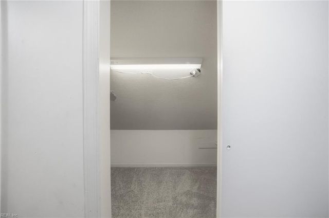 2252 Dunbarton DR, Chesapeake, VA 23325