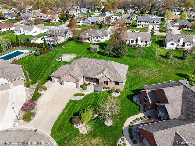 5425 Majestic Court, Swartz Creek, MI 48473