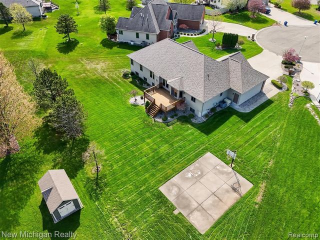 5425 Majestic Court, Swartz Creek, MI 48473