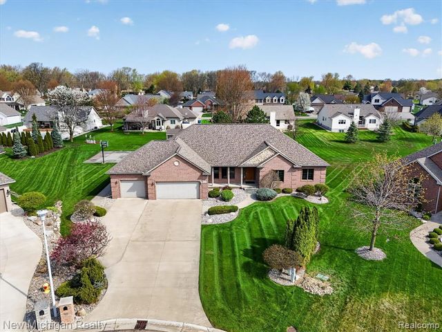 5425 Majestic Court, Swartz Creek, MI 48473