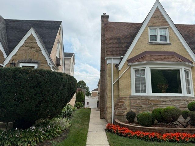 6971 W School Street, Chicago, IL 60634