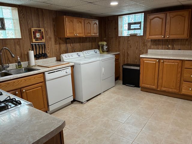 6971 W School Street, Chicago, IL 60634