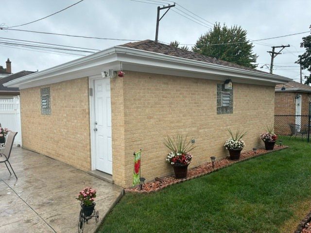 6971 W School Street, Chicago, IL 60634