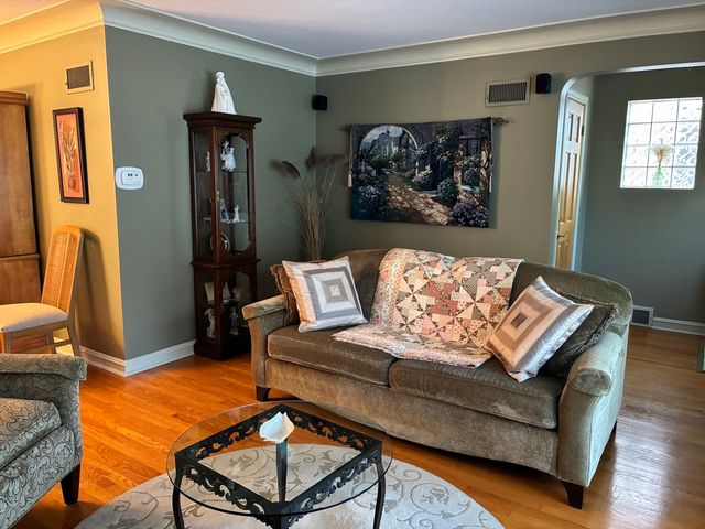 6971 W School Street, Chicago, IL 60634