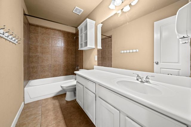 1615 Claytons Bend Court, Spring, TX 77386