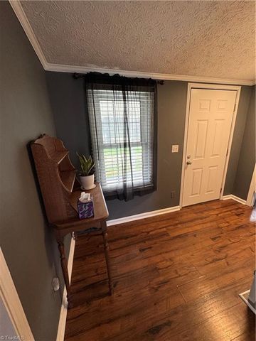 3932 Piney Mountain Road, Walnut Cove, NC 27052