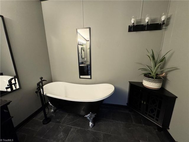 3932 Piney Mountain Road, Walnut Cove, NC 27052