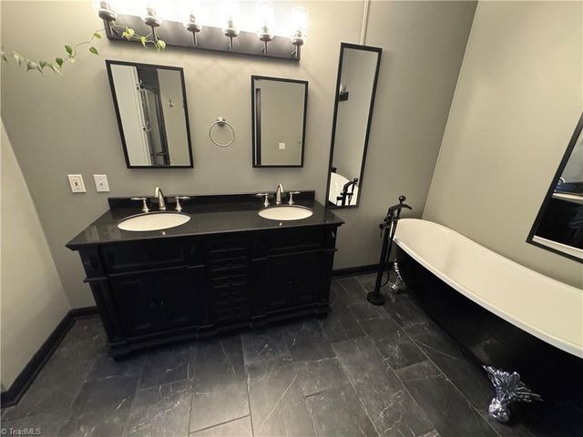 3932 Piney Mountain Road, Walnut Cove, NC 27052