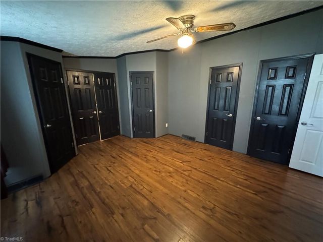 3932 Piney Mountain Road, Walnut Cove, NC 27052