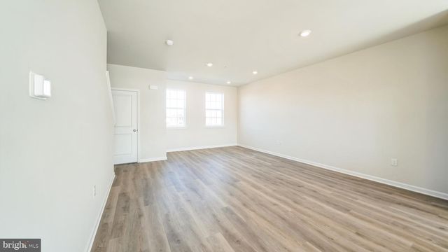 8311 BRODIE COURT, Breinigsville, PA 18031