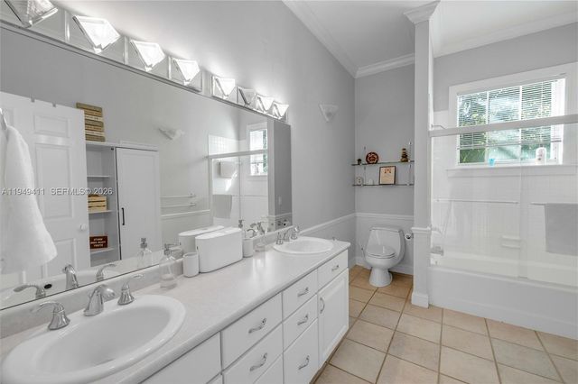 27950 SW 182nd Ave, Homestead, FL 33031