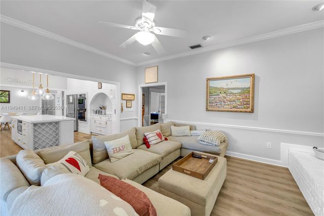 27950 SW 182nd Ave, Homestead, FL 33031